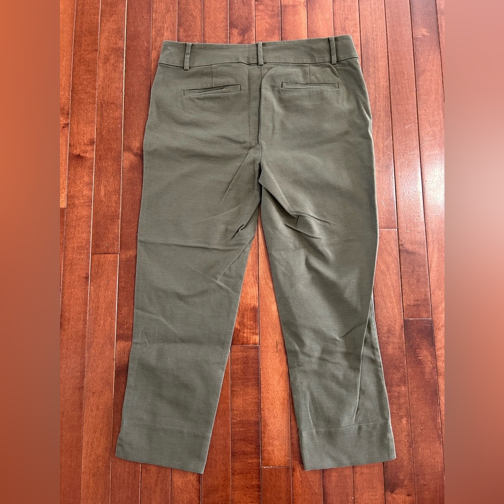 LOFT The Riviera Pant Marisa Olive Green Capri Pants Size 6 - Picture 7 of 10
